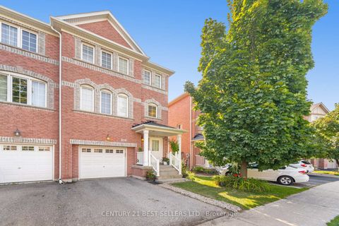 Photo 1 at 82 Pilkington Drive, Birchmount, Toronto