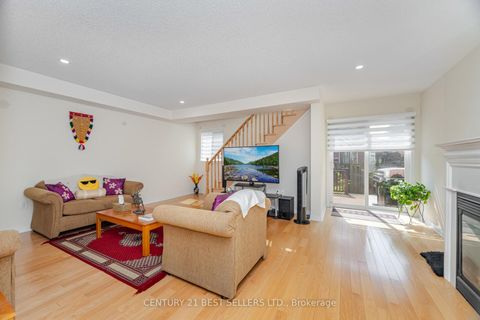 Photo 5 at 82 Pilkington Drive, Birchmount, Toronto