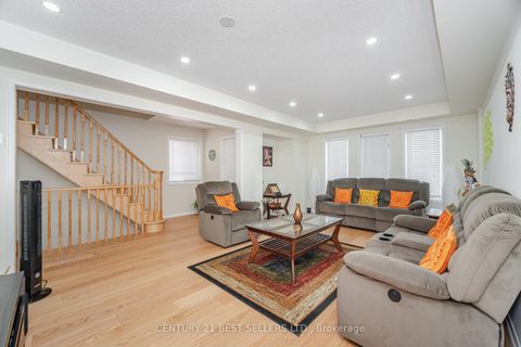 Photo 23 at 82 Pilkington Drive, Birchmount, Toronto