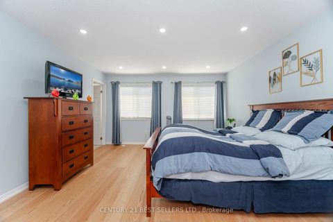 Photo 28 at 82 Pilkington Drive, Birchmount, Toronto