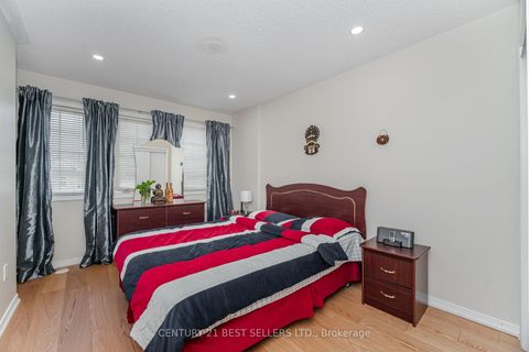 Photo 32 at 82 Pilkington Drive, Birchmount, Toronto