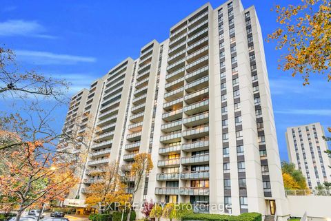 Photo 8 at 802 - 260 Seneca Hill Drive, Don Valley Village, Toronto