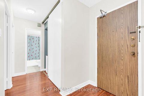 Photo 12 at 802 - 260 Seneca Hill Drive, Don Valley Village, Toronto
