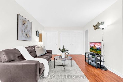 Photo 16 at 802 - 260 Seneca Hill Drive, Don Valley Village, Toronto