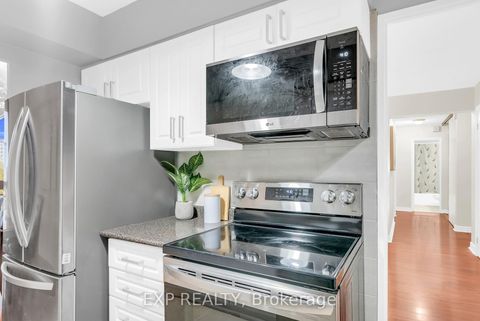 Photo 24 at 802 - 260 Seneca Hill Drive, Don Valley Village, Toronto