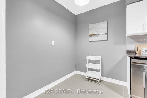 Photo 26 at 802 - 260 Seneca Hill Drive, Don Valley Village, Toronto