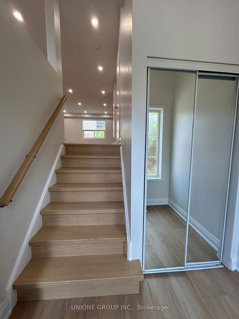 Photo 0 at 7 - 1570 Reeves Gate, GA Glen Abbey, Oakville