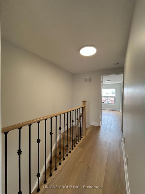 Photo 11 at 7 - 1570 Reeves Gate, GA Glen Abbey, Oakville