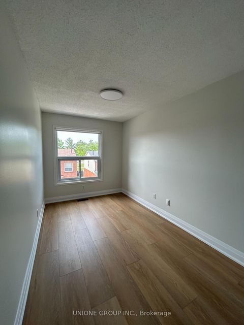 Photo 16 at 7 - 1570 Reeves Gate, GA Glen Abbey, Oakville