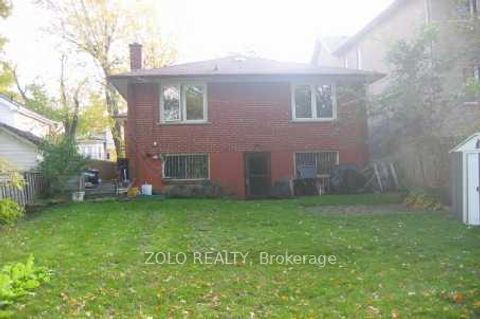 Photo 14 at 190 Pemberton Avenue, Newtonbrook East, Toronto