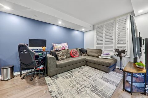 Photo 7 at 106 - 80 Orchid Place Drive, Malvern, Toronto