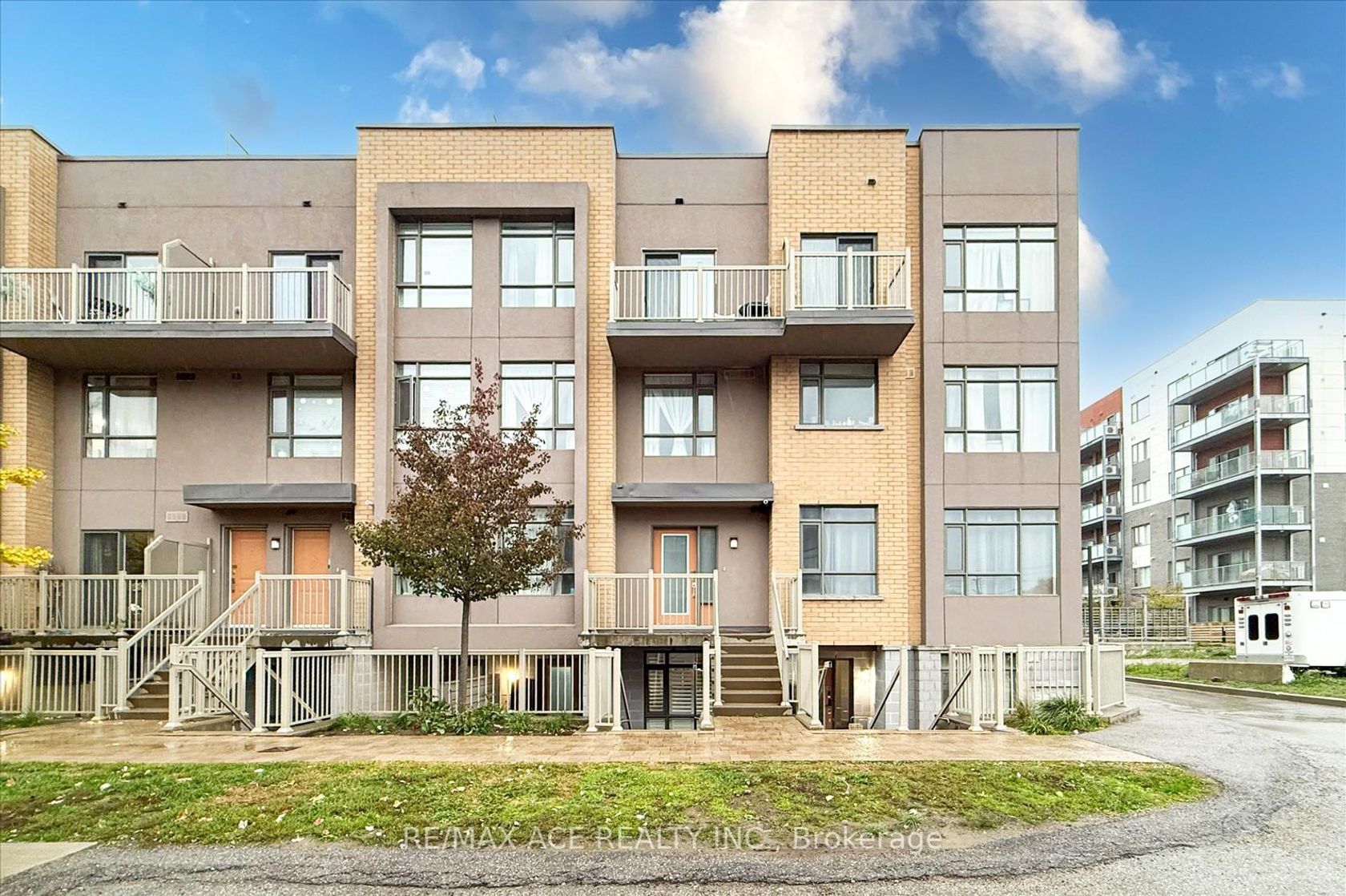 106 - 80 Orchid Place Drive, Malvern, Toronto 