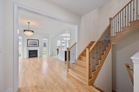 Photo 6 at 2417 Edward Leaver Trail, GA Glen Abbey, Oakville