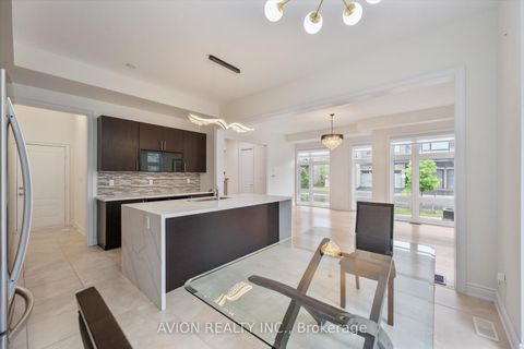 Photo 18 at 2417 Edward Leaver Trail, GA Glen Abbey, Oakville