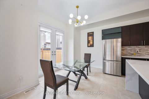 Photo 19 at 2417 Edward Leaver Trail, GA Glen Abbey, Oakville