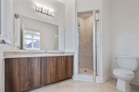 Photo 32 at 2417 Edward Leaver Trail, GA Glen Abbey, Oakville