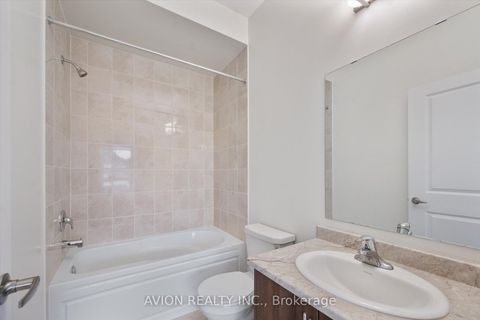 Photo 34 at 2417 Edward Leaver Trail, GA Glen Abbey, Oakville