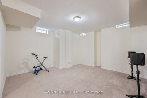 Photo 39 at 2417 Edward Leaver Trail, GA Glen Abbey, Oakville