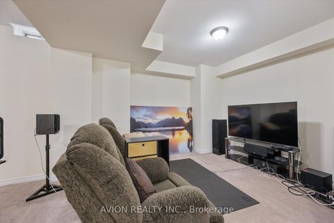 Photo 40 at 2417 Edward Leaver Trail, GA Glen Abbey, Oakville