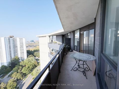 Photo 9 at PH03 - 75 Graydon Hall Drive, Donalda, Toronto