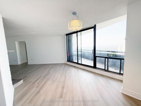 Photo 11 at PH03 - 75 Graydon Hall Drive, Donalda, Toronto