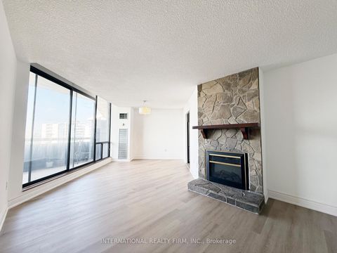 Photo 12 at PH03 - 75 Graydon Hall Drive, Donalda, Toronto