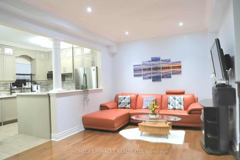 Photo 15 at 243 Venice Gate Drive, Vellore Village, Vaughan