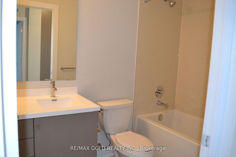 Photo 11 at 323 - 3200 William Coltson Avenue, JM Joshua Meadows, Oakville