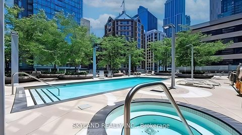 Photo 45 at 805 - 832 Bay Street, Bay Street Corridor, Toronto