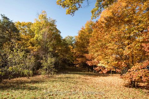Photo 0 at 14190 Yonge Street, Aurora Estates, Aurora