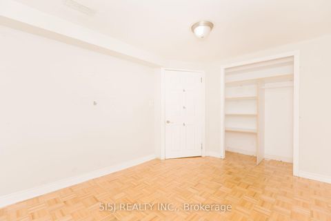 Photo 7 at 14190 Yonge Street, Aurora Estates, Aurora