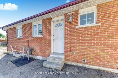 Photo 11 at 64 Crittenden Square, Malvern, Toronto