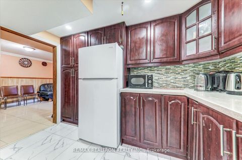 Photo 15 at 64 Crittenden Square, Malvern, Toronto