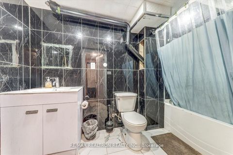 Photo 18 at 64 Crittenden Square, Malvern, Toronto