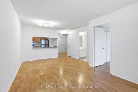 Photo 7 at 924 - 18 Mondeo Drive, Dorset Park, Toronto