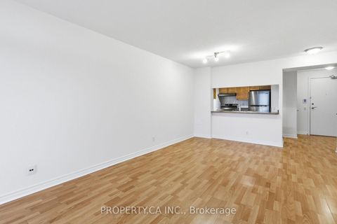 Photo 8 at 924 - 18 Mondeo Drive, Dorset Park, Toronto