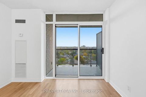 Photo 9 at 924 - 18 Mondeo Drive, Dorset Park, Toronto