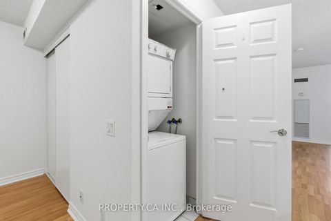 Photo 22 at 924 - 18 Mondeo Drive, Dorset Park, Toronto