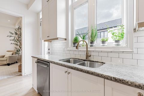 Photo 13 at 78 Brookfam Street, Rural Richmond Hill, Richmond Hill