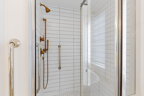 Photo 37 at 78 Brookfam Street, Rural Richmond Hill, Richmond Hill