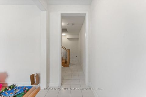 Photo 6 at 3243 Sixth Line, GO Glenorchy, Oakville