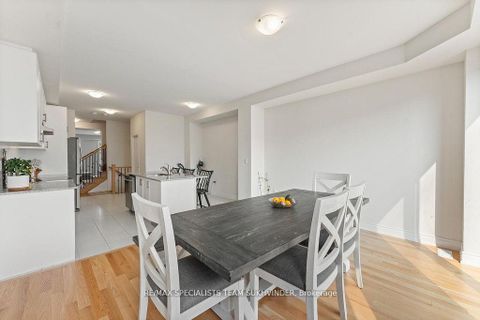 Photo 21 at 3243 Sixth Line, GO Glenorchy, Oakville