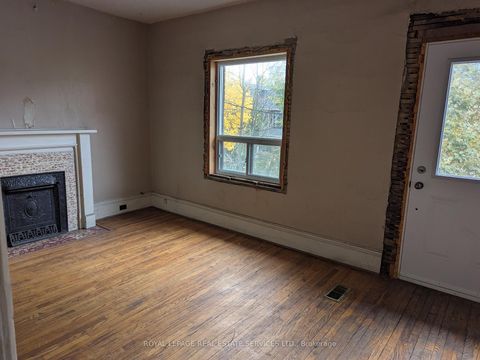 Photo 5 at 529 Gladstone Avenue, Dufferin Grove, Toronto