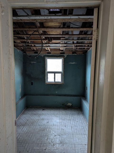 Photo 6 at 529 Gladstone Avenue, Dufferin Grove, Toronto