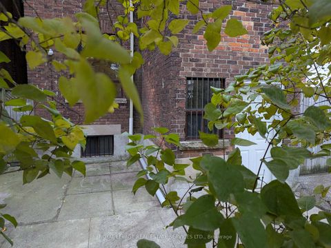 Photo 16 at 529 Gladstone Avenue, Dufferin Grove, Toronto