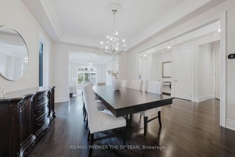 Photo 4 at 70 Torgan Trail, Kleinburg, Vaughan