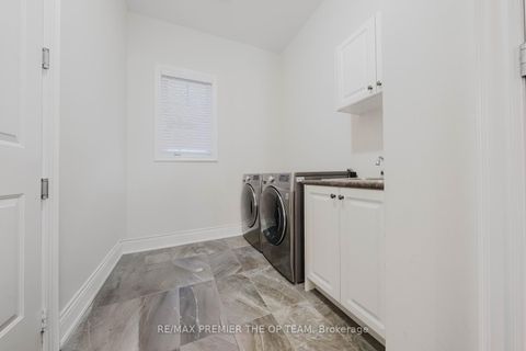 Photo 8 at 70 Torgan Trail, Kleinburg, Vaughan