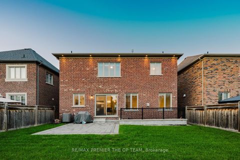 Photo 41 at 70 Torgan Trail, Kleinburg, Vaughan