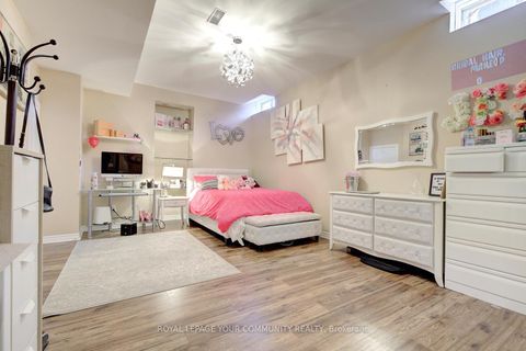 Photo 33 at 58 Michael Fisher Avenue, Patterson, Vaughan