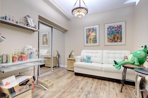 Photo 34 at 58 Michael Fisher Avenue, Patterson, Vaughan